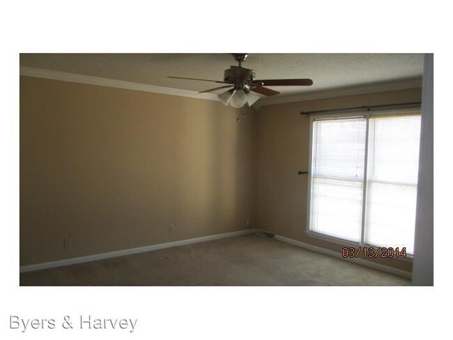 Building Photo - 1111 Thornberry Dr