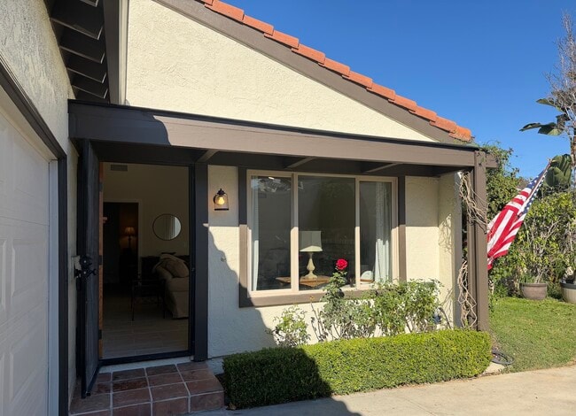 Building Photo - 31121 Via Santo Tomas