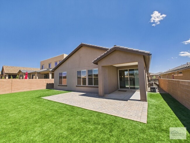 Building Photo - 3-Bedroom Plus Office Home in New Colibri ...