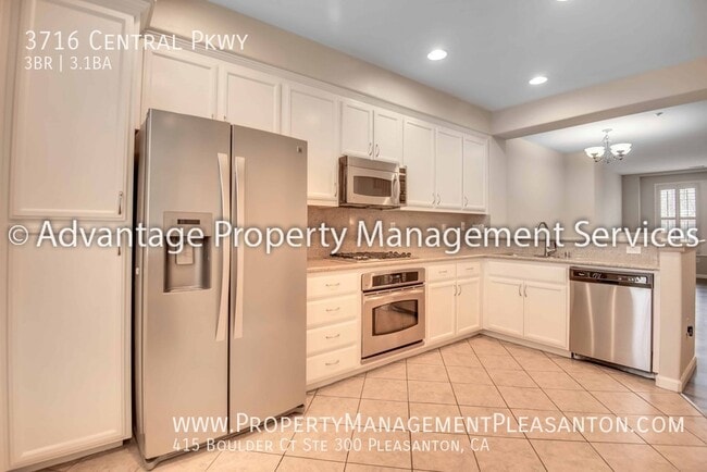 Foto del edificio - 3716 Central Pkwy