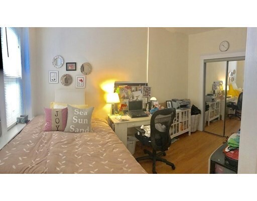 Foto del edificio - 70 Fenway