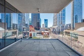 Building Photo - 1747 Leonard St