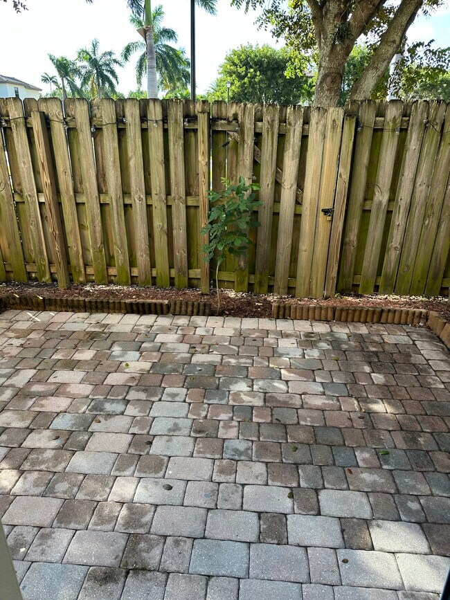 Foto del edificio - 9041 SW 227th St