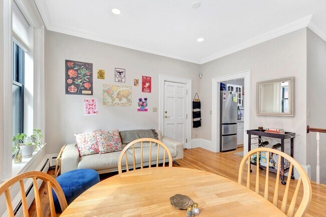 Foto del edificio - 32 E Springfield St