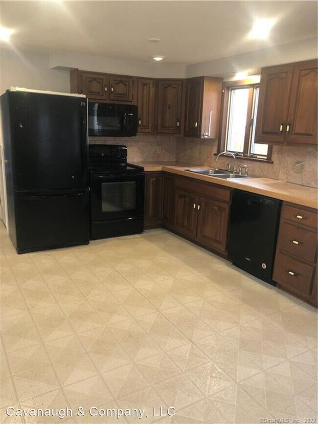 Foto del edificio - 4 br, 2.5 bath House - 98 Court Street