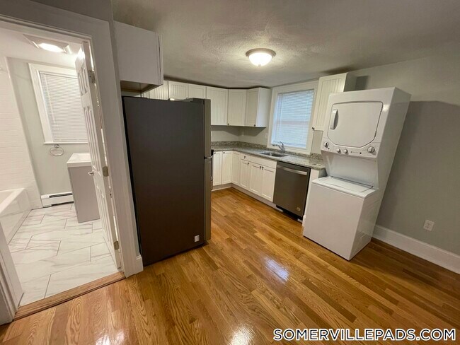 Building Photo - 309 Highland Ave