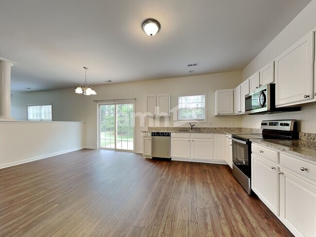Foto del edificio - 3709 Chancellorsville Ct