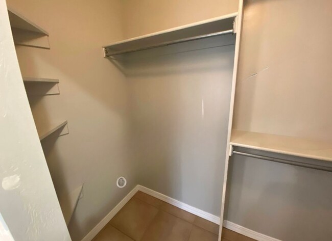 Foto del edificio - 723 E Dorado Ct