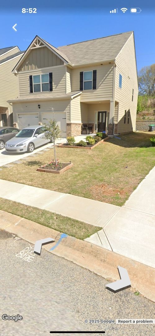 Building Photo - Spacious 4BR House in McDonough