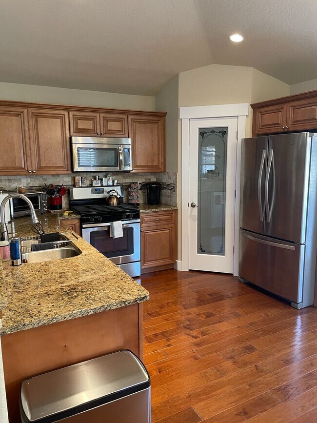 Foto del edificio - Beautiful 4 Bed 3 Bath House in Northeast Fort Collins!