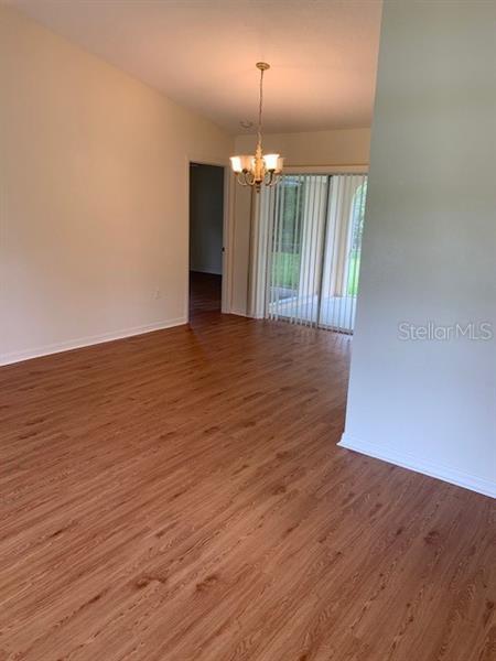 Foto del edificio - 23249 Hemenway Ave