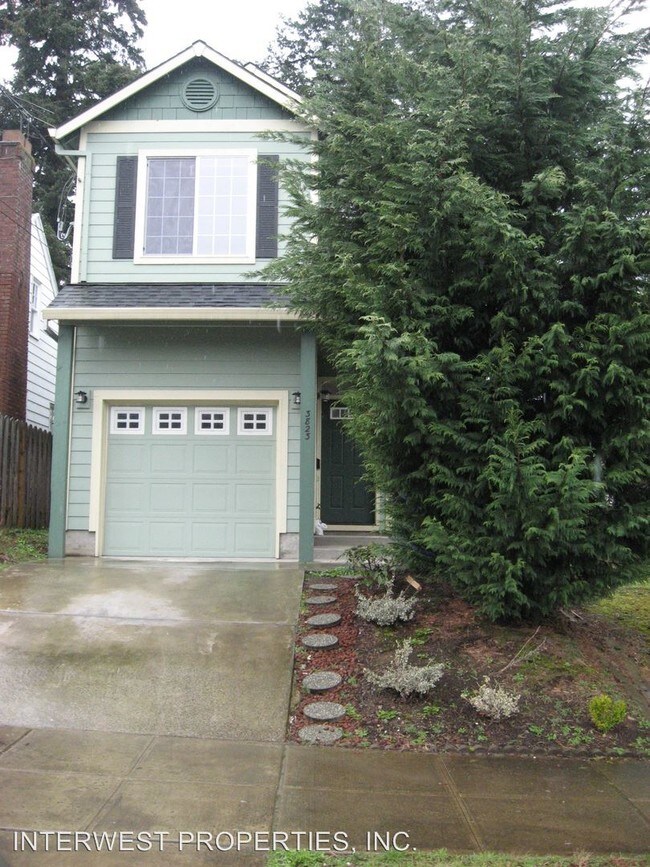 Foto del edificio - 3823 NE 79th Ave