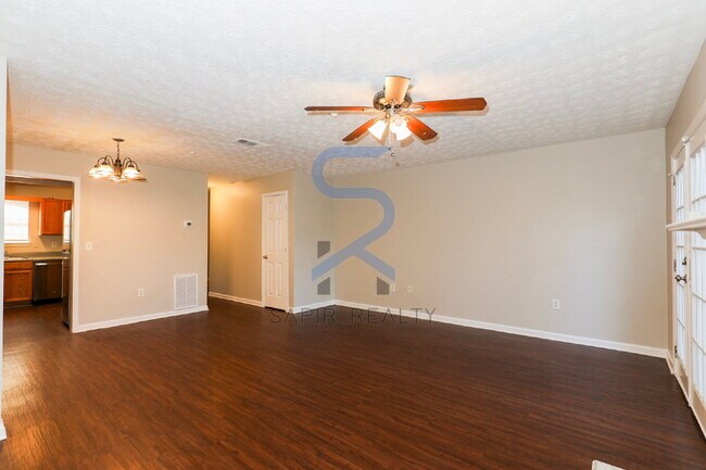 Foto del edificio - Suburban Serenity, Atlanta Proximity – Elegant 2BR/2.5BA in Wellington Chase