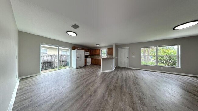 Foto del edificio - 2486 15th Ave S