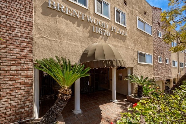 Foto principal - 11670 Sunset Blvd