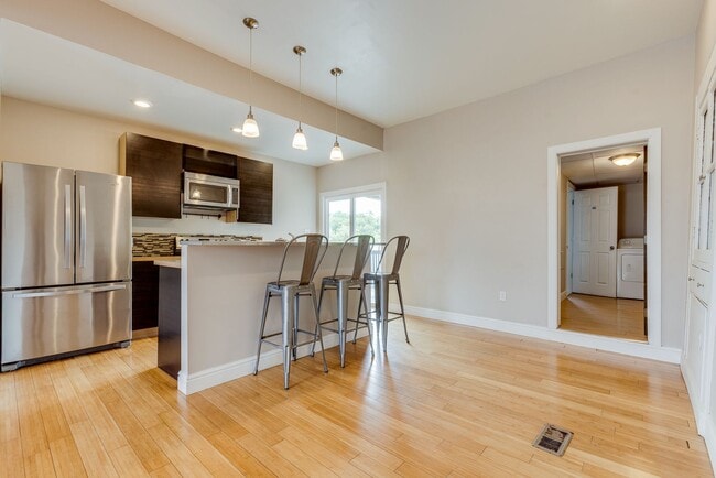 Building Photo - AVAILABLE JUNE 2026 - Spacious 4 Bedroom, 2 Bath Home Minutes from East Carson!