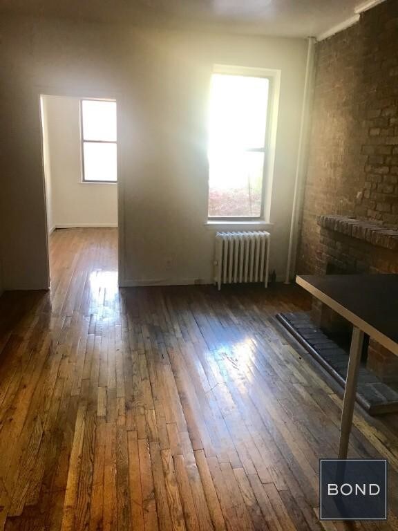 Primary Photo - 309 West 21st Street