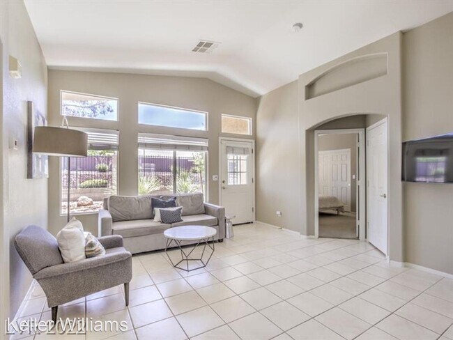 Foto del edificio - 2 br, 2 bath House - 2537 NEW SALEM AVE.