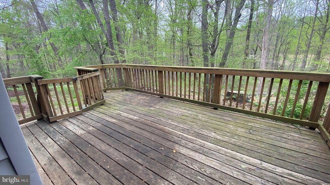 Building Photo - 6064 Laurel Wreath Way