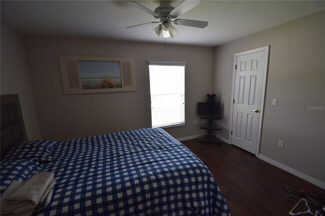 Building Photo - 3020 Sugar Maple Ave