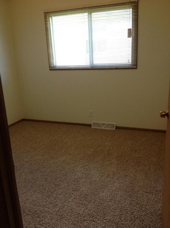 Building Photo - 8617 Buckingham Dr