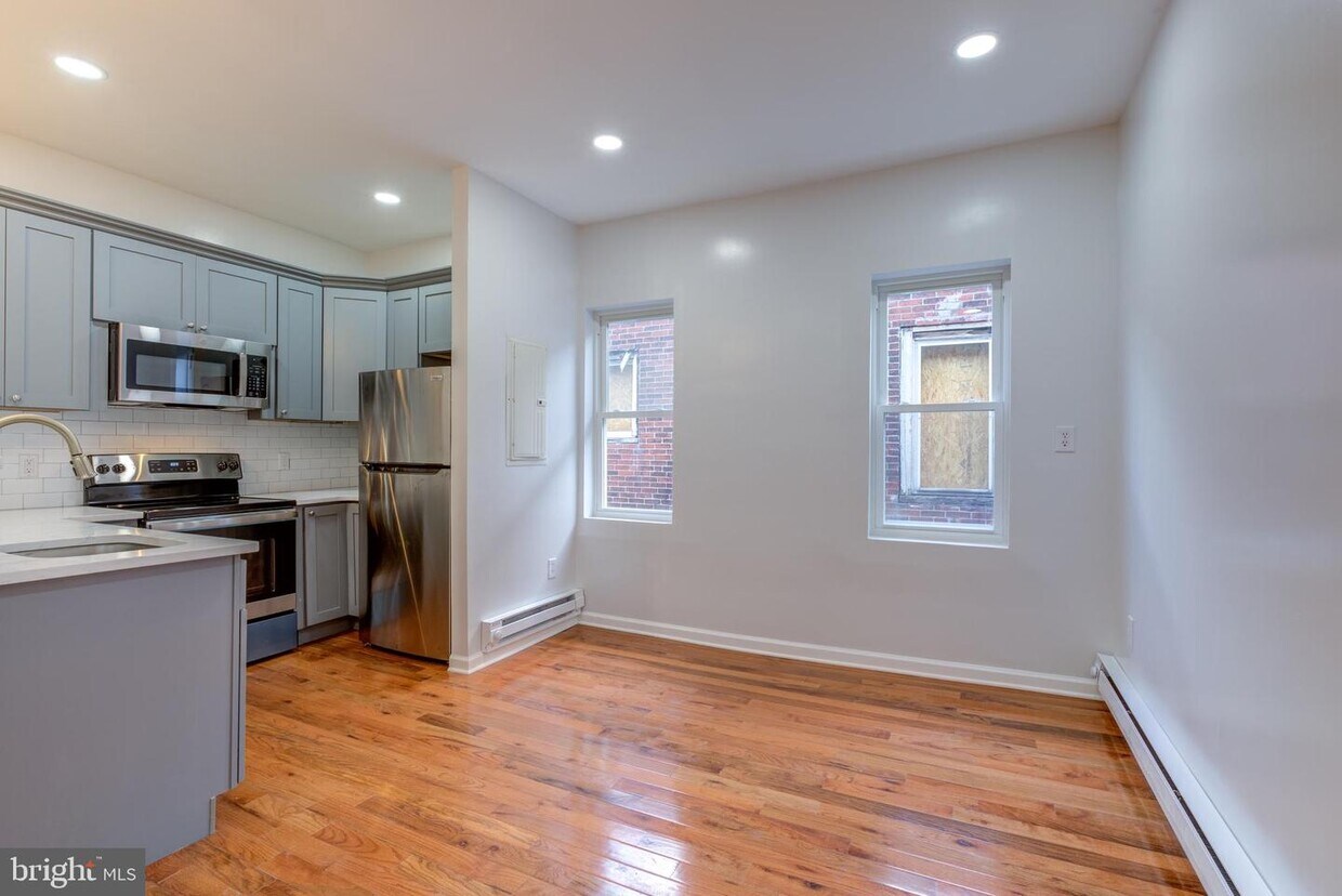 4924 Chestnut St Unit C, Philadelphia, PA 19139 Room for Rent in
