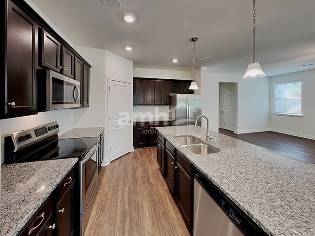Building Photo - 437 Tributary Ln