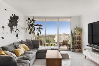 Building Photo - 2801 NE 183rd St