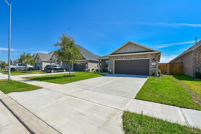 Foto del edificio - 19411 Hillside Pasture Ln