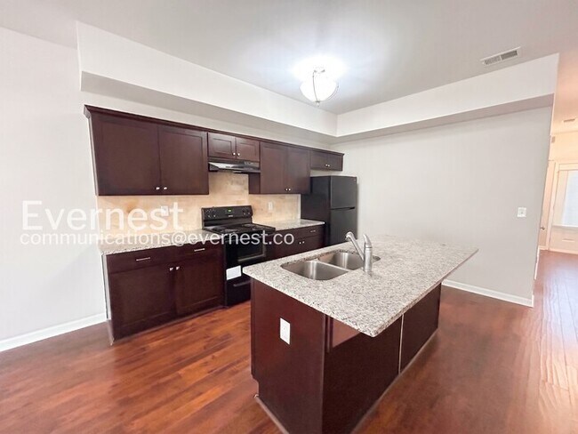 Building Photo - 1598 Iris Walk