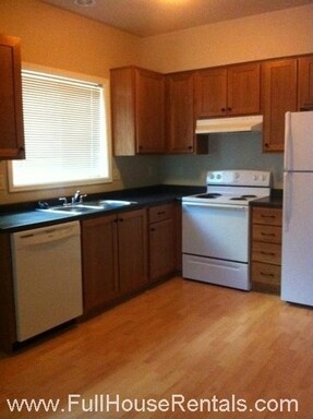 Building Photo - 1150 Jacobs Dr