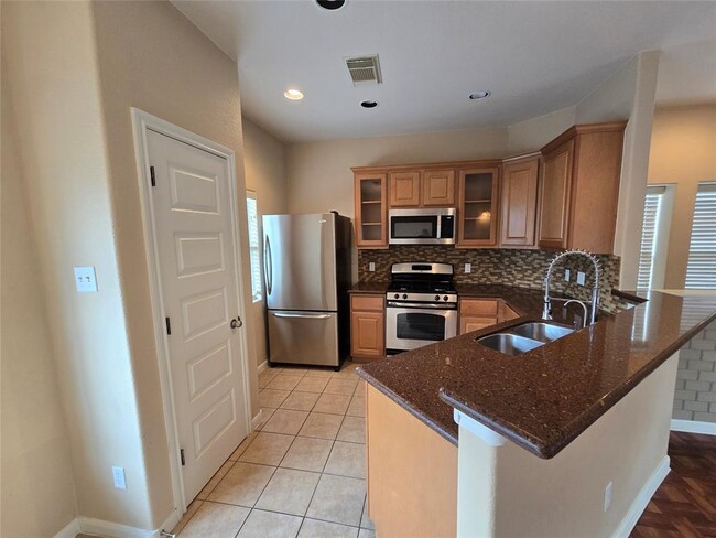 Building Photo - 2829 Saville Loop