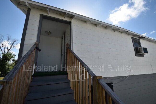 Foto del edificio - 1060 E Wabash St