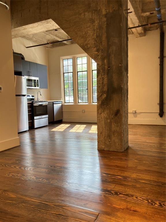 Foto del edificio - 4411 Dallas St