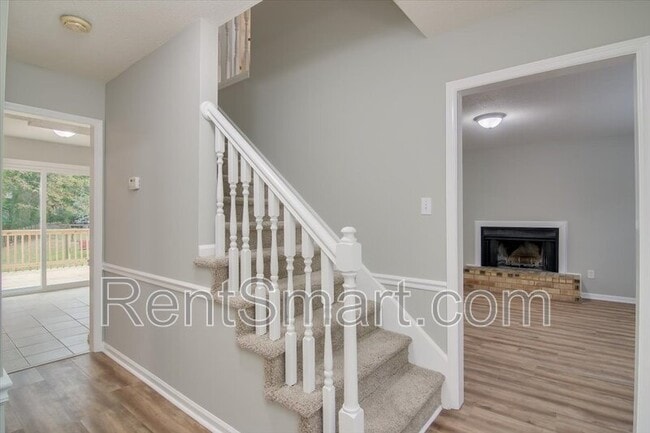 Building Photo - 4052 Danielle Dr