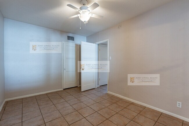Building Photo - House with Casita in Phoenix