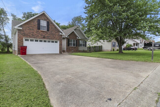 Building Photo - 3541 Sandpiper Dr