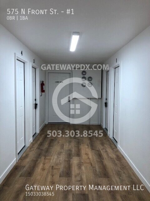 Foto del edificio - 575 N Front St