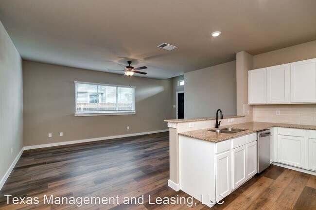 Foto del edificio - 3 br, 2 bath House - 745 Fallow Drive