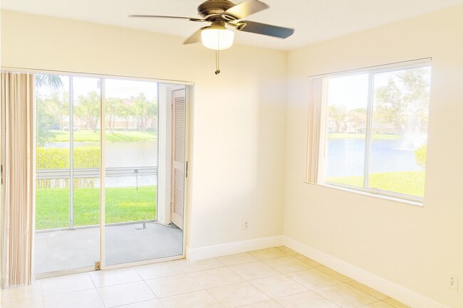 Foto del edificio - 705 NW 91st Ter