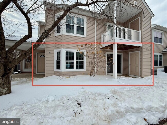 Building Photo - 31013 Bennett Pl