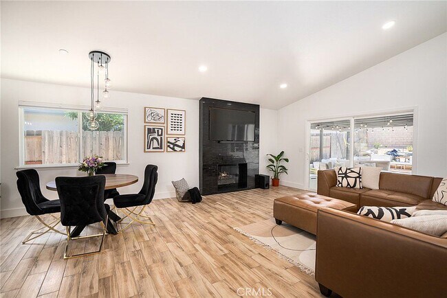 Foto del edificio - 192 Stonebridge Ln