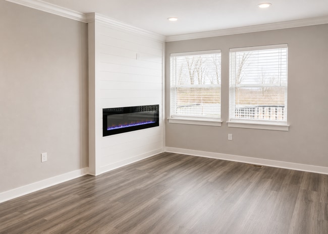 Building Photo - Granby Townhomes