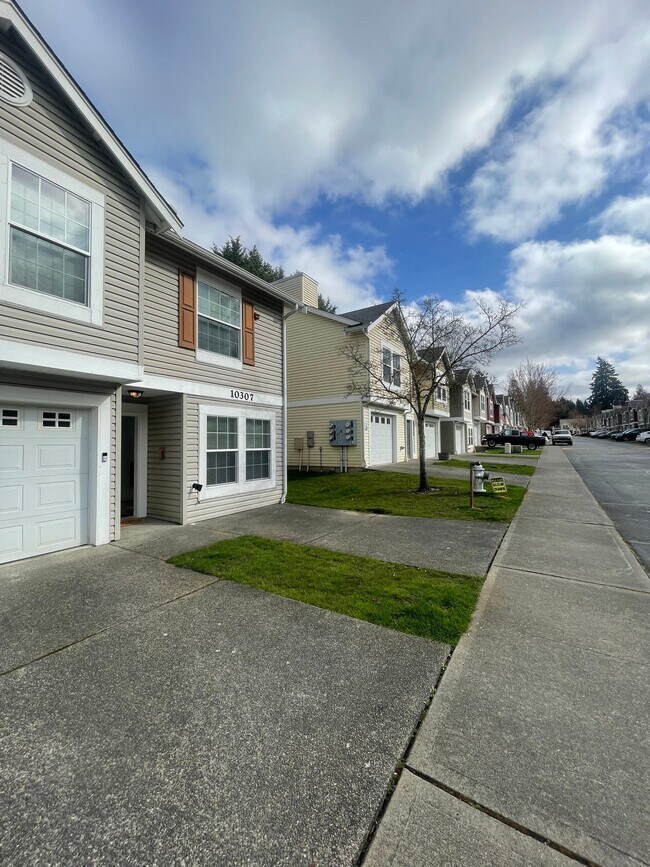 Foto del edificio - 10307 140th St Ct E