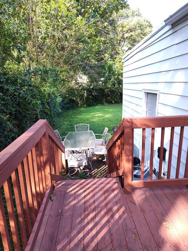 Foto del edificio - 1121 Elk Ave