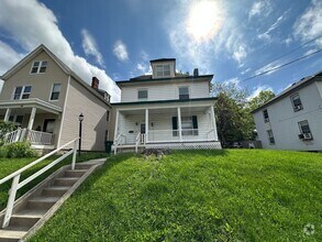 Building Photo - 3682 Boudinot Ave