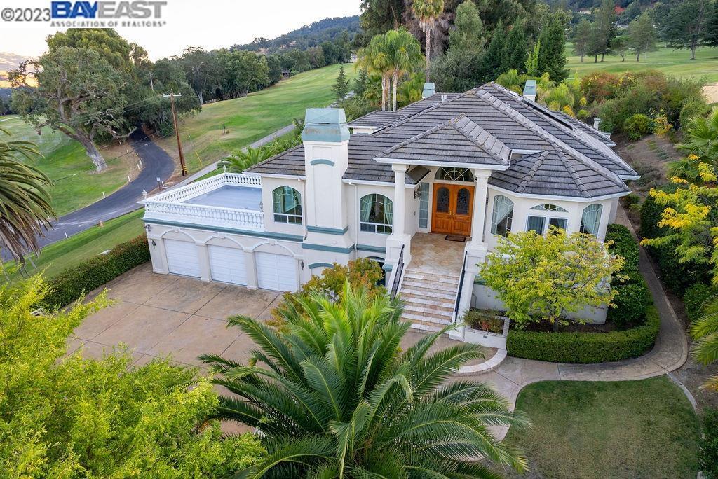 Foto principal - 35 Castlewood Dr