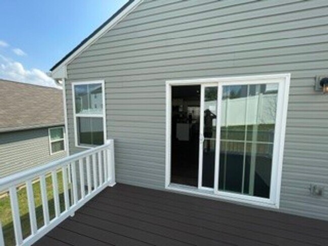 Foto del edificio - 2716 Thornton Grove Blvd