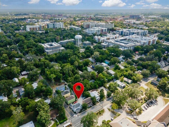 Foto del edificio - 624 NW 10th St