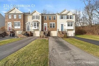 Building Photo - 274 Clearbrook Ct